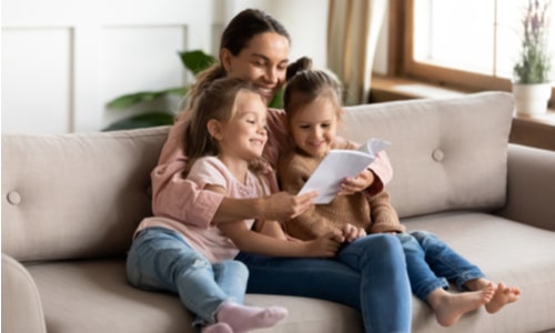 How Much You Can Expect To Pay A Sitter & How To Find A Quality One